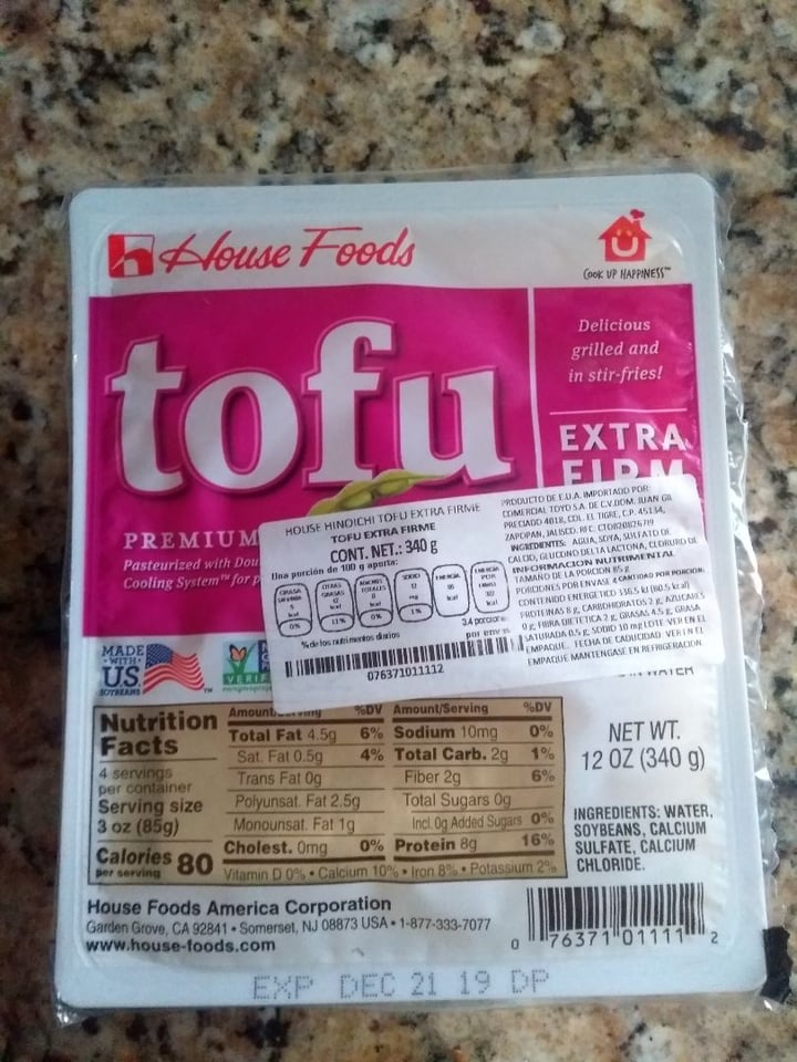 photo of House Foods Extra Firm Premium Tofu shared by @akgonzd on  11 Dec 2019 - review