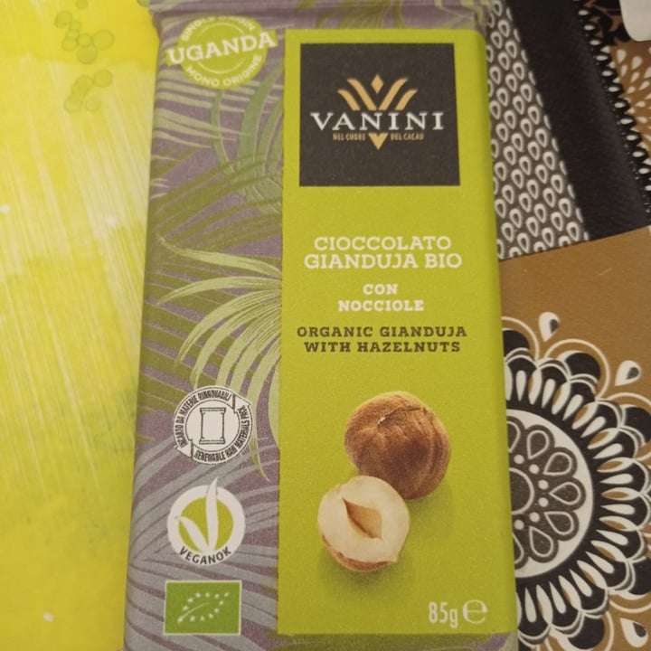 review photo of Vanini Cioccolato Gianduja Bio Con Nocciole shared by @giulias on 11 Apr 2022 - review