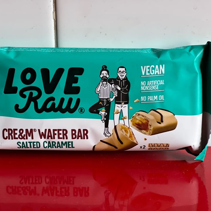 photo of LoveRaw Cre&m Wafer Bar (Salted Caramel) shared by @lopasil on  20 Jan 2022 - review