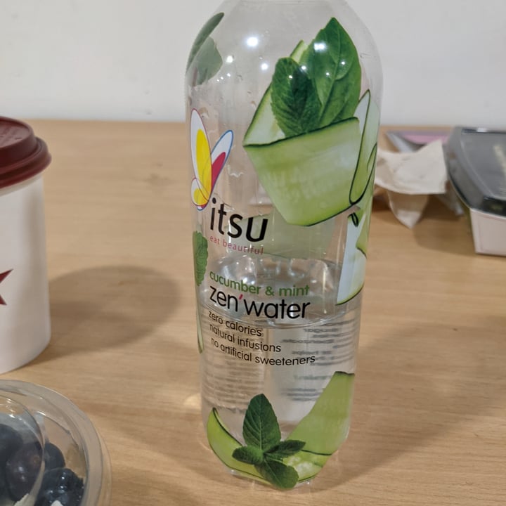 photo of itsu zen water shared by @stephiewaite on  31 May 2022 - review