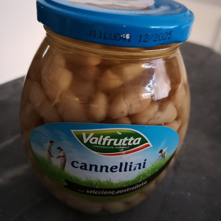 review photo of Valfrutta Fagioli cannellini shared by @veganica on 13 Jan 2022 - review
