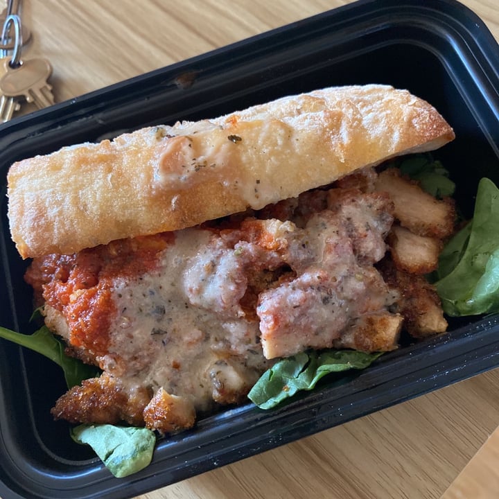 photo of Seasoned Vegan Chicken parmesean sandwich shared by @kielycoyote on  31 Jul 2021 - review