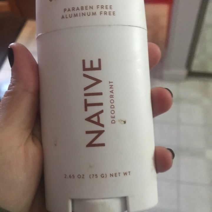review photo of Native Coconut & Vanilla Deodorant shared by @ohde101 on 06 Dec 2020 - review