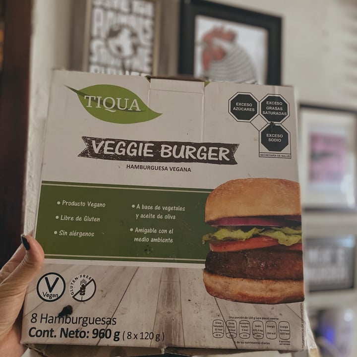 photo of tiqua Veggie Burger shared by @danielarojas on  02 Jun 2021 - review