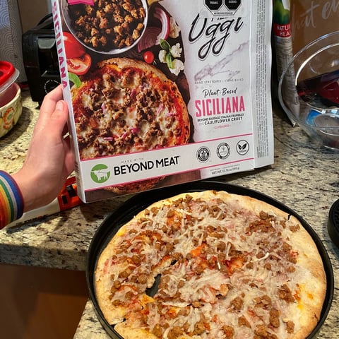Oggi Foods Beyond Meat Plant Based Siciliana Pizza, 472 Gram -- 12 per Case.