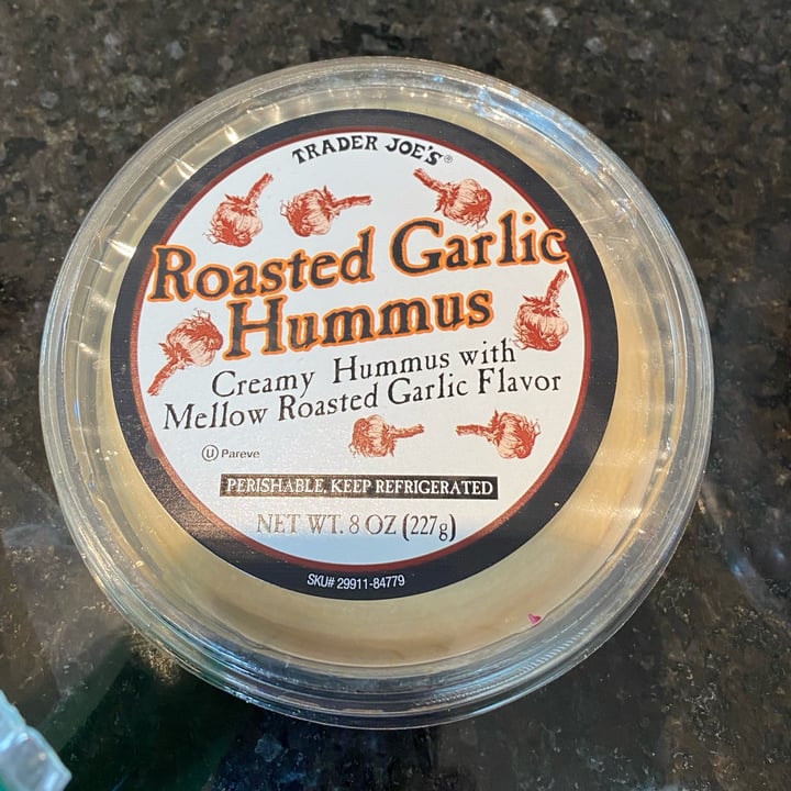 photo of Trader Joe's Roasted Garlic Hummus shared by @malarky on  17 Oct 2022 - review