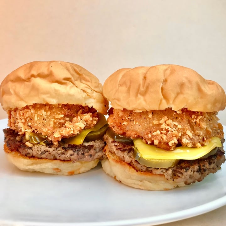 photo of Thunderbird Bar Old Impossible Sliders shared by @pdxveg on  17 Aug 2021 - review