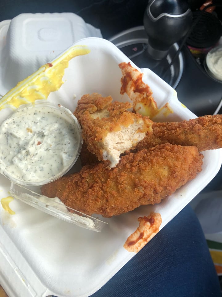 photo of Plant Power Fast Food Chicken Tenders shared by @veganlyssa on  09 Mar 2019 - review