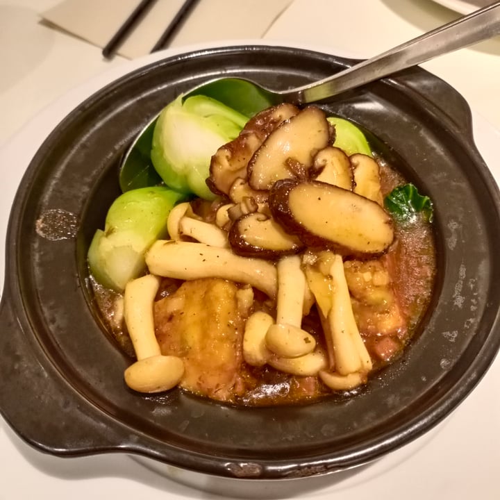 review photo of LingZhi Vegetarian - Velocity@Novena Mushrooms with tofu and greens shared by @shradprads on 06 Oct 2020 - review
