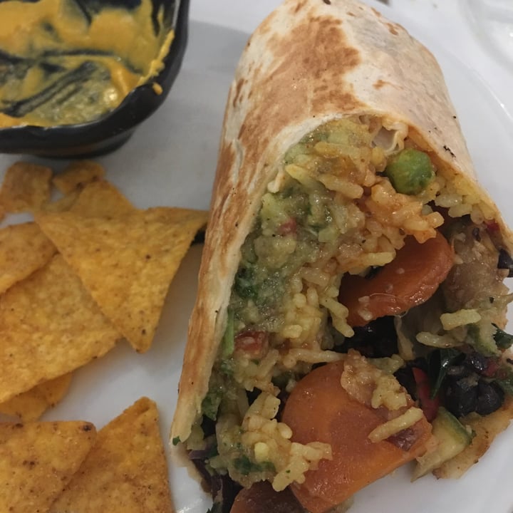 photo of Mama Tierra wrap vegetables shared by @noun on  17 Aug 2022 - review