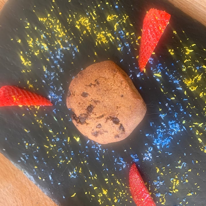 photo of Scheckter's RAW Gourmet Chocolate Chip Cookie shared by @kimmartin on  14 Oct 2020 - review