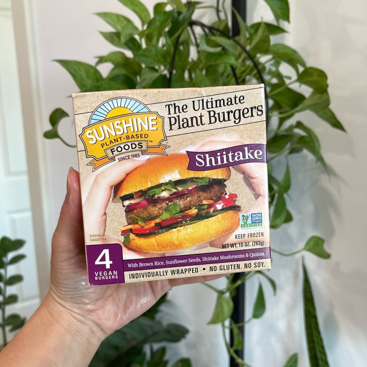 photo of Sunshine Plant-Based Foods Shiitake mushroom burger shared by @htrfung on  21 Apr 2022 - review