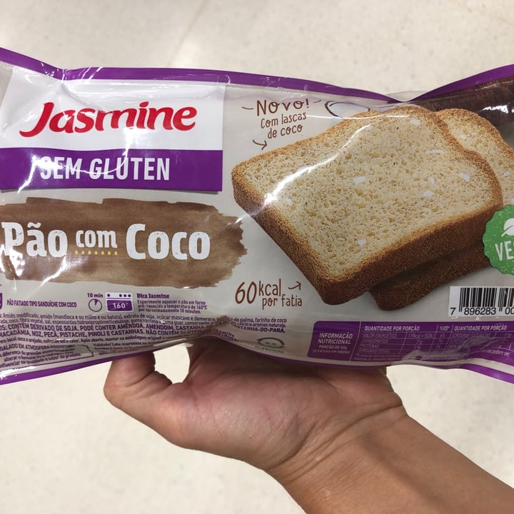 photo of Jasmine Pão com coco e sem gluten shared by @danisouza on  10 Jun 2022 - review