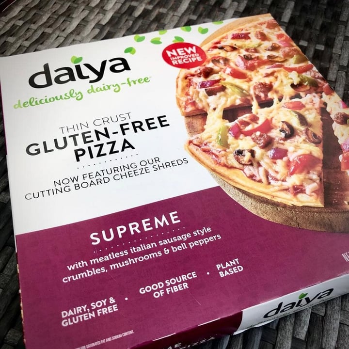 review photo of Daiya Supreme Pizza Sausage, Mushrooms & Bell Peppers shared by @daveganmexa on 01 Nov 2020 - review