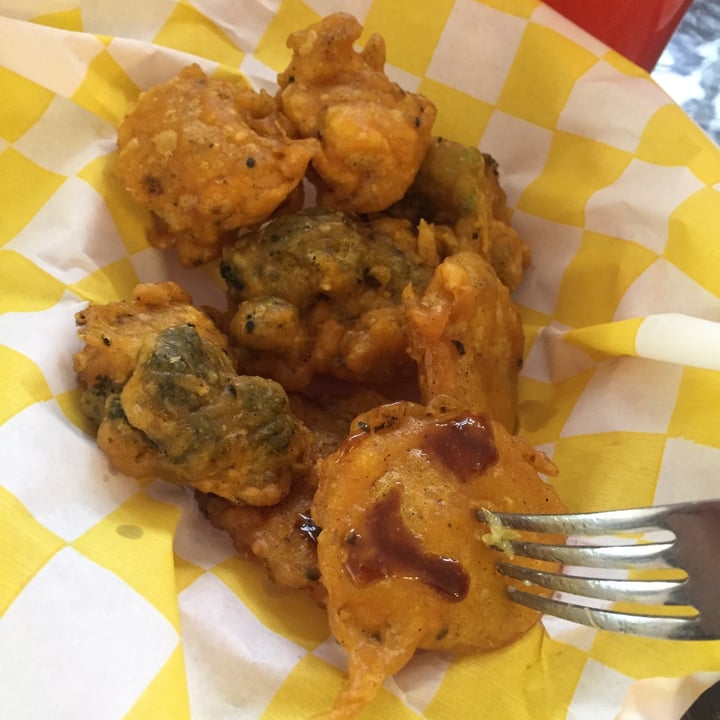 review photo of Shiva-Station Pakoras shared by @jaxmagana on 08 Dec 2020 - review