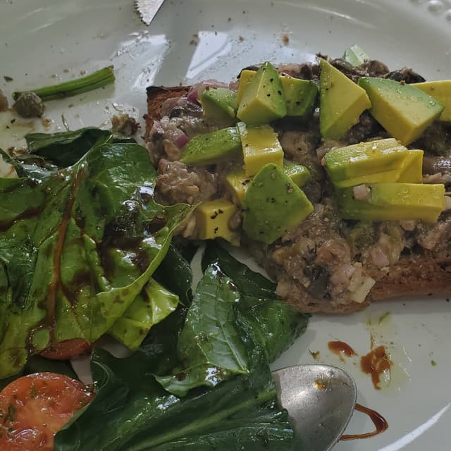 Photo of the dish “Tartar de hongos”