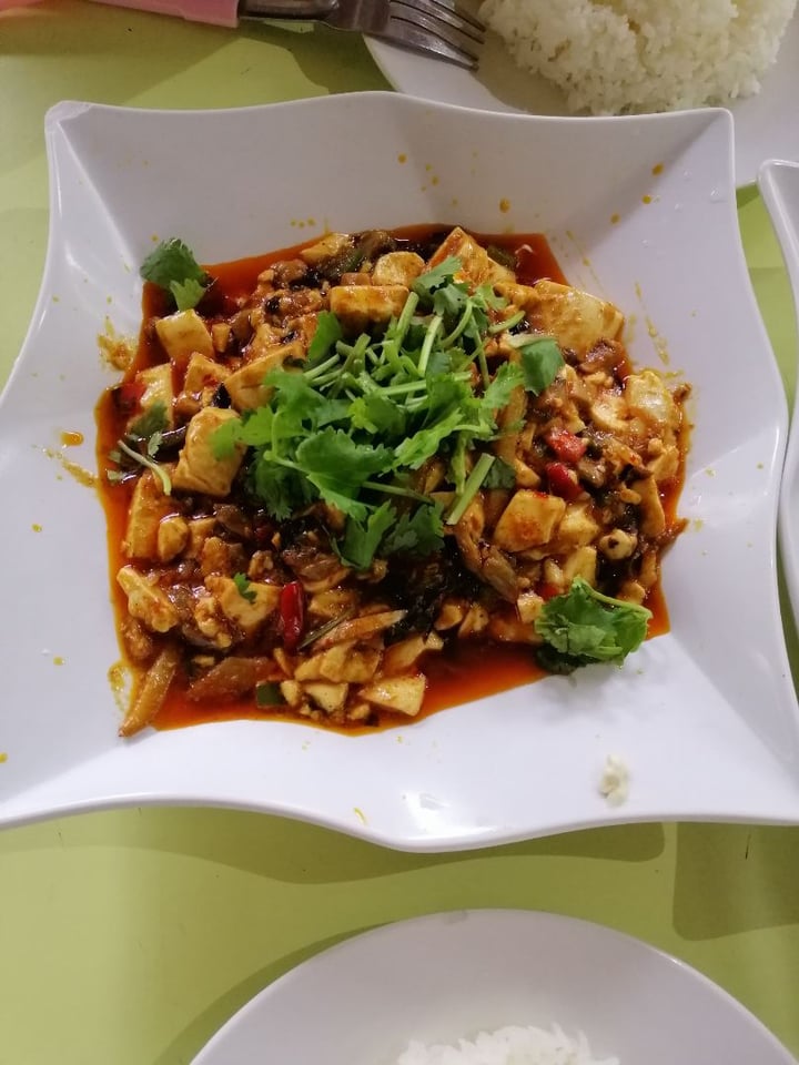 photo of Choo Zai Zhai Vegetarian 自在齋素食 Mapo tofu shared by @shiyuan on  22 Nov 2020 - review