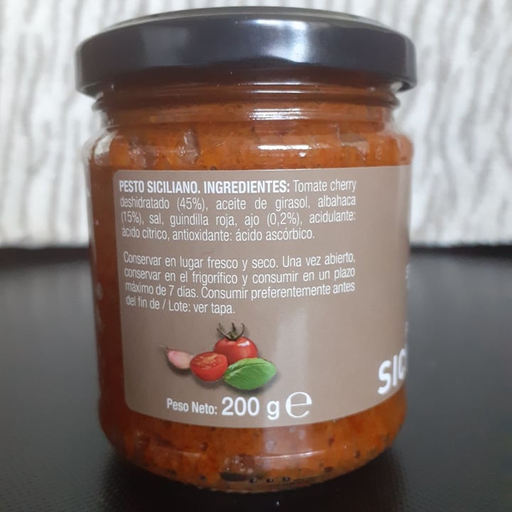 photo of ALDI Pesto Siciliano shared by @txibii on  14 Apr 2020 - review