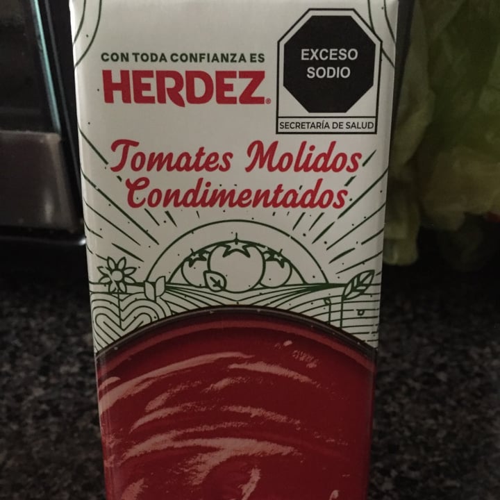 review photo of Herdez Salsa de tomate shared by @dannikt on 25 Jan 2021 - review