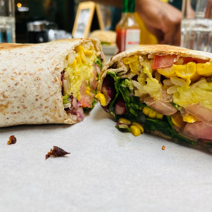 photo of Bootlegger Green Point Mexican Wrap shared by @lindelwa77 on  04 Jan 2021 - review
