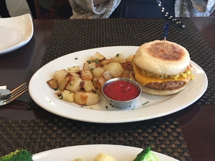 photo of Violette's Vegan Organic Cafe & Juice Bar Violette’s muffin melt shared by @nataliesfelicities on  17 Oct 2019 - review