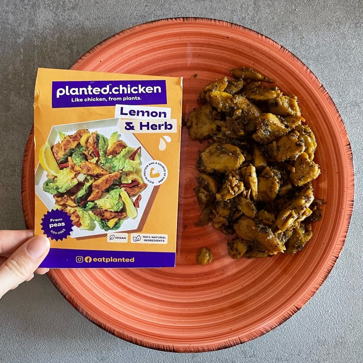 photo of Planted Planted Chicken - Lemon & Herb shared by @saravirg on  09 Feb 2022 - review