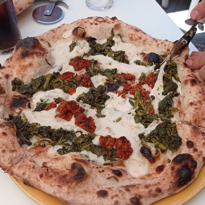 photo of Pizzería Mano a Mano - Cartagena pizza con friarielli shared by @albetty on  26 May 2022 - review