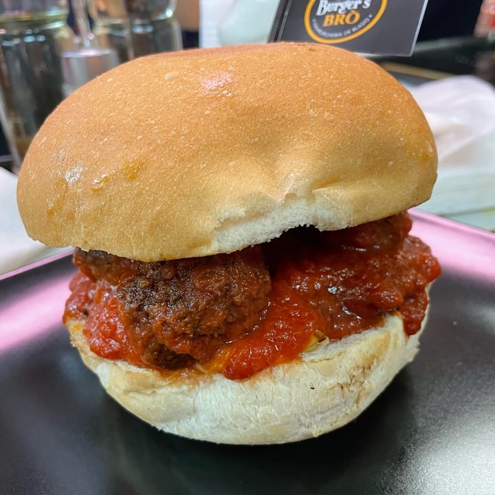 photo of Burger's bro' Polpettoso Veg shared by @janma on  14 Aug 2022 - review