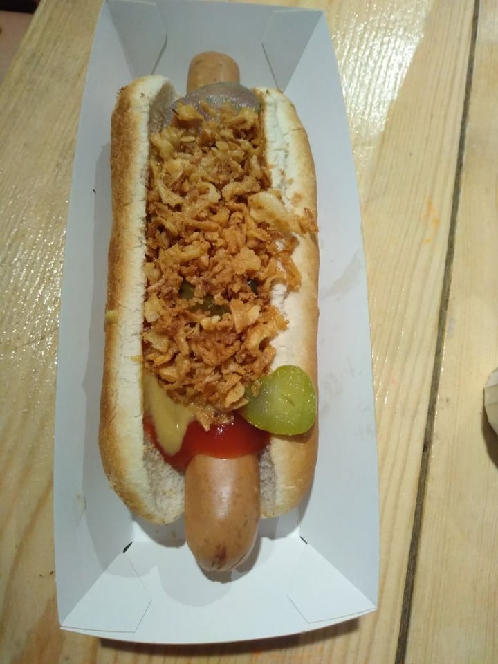 photo of La Trocadero Clásica Hot dog shared by @nuriaolme on  06 Aug 2019 - review