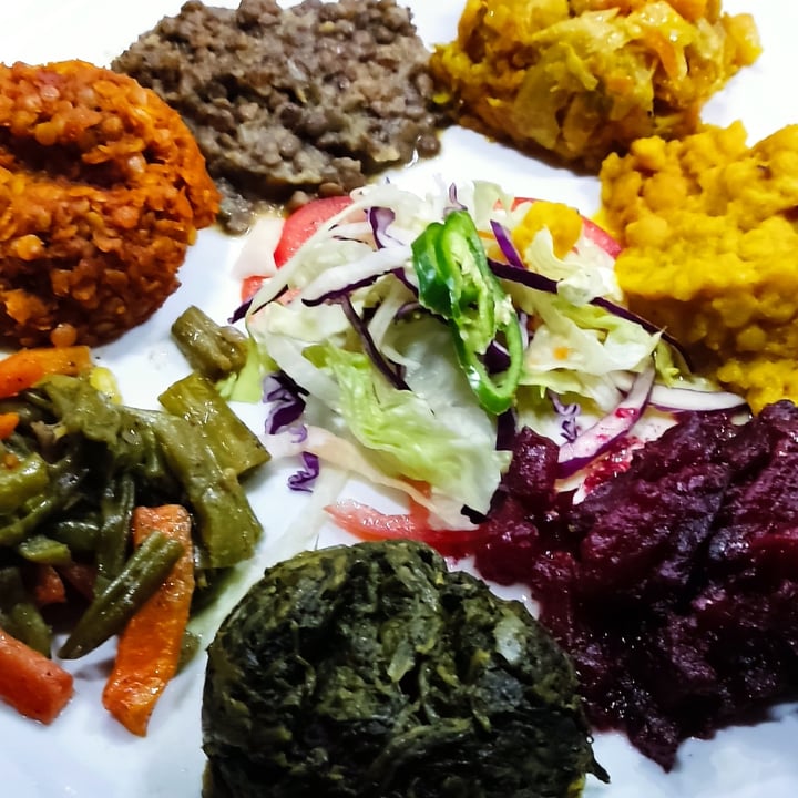 photo of Afro deli and coffee All veg plate shared by @fitveganactivist on  10 Apr 2022 - review