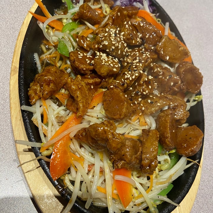 photo of Tenon Vegetarian Cuisine Teriyaki "Chicken" shared by @jasveganlife on  14 Mar 2021 - review