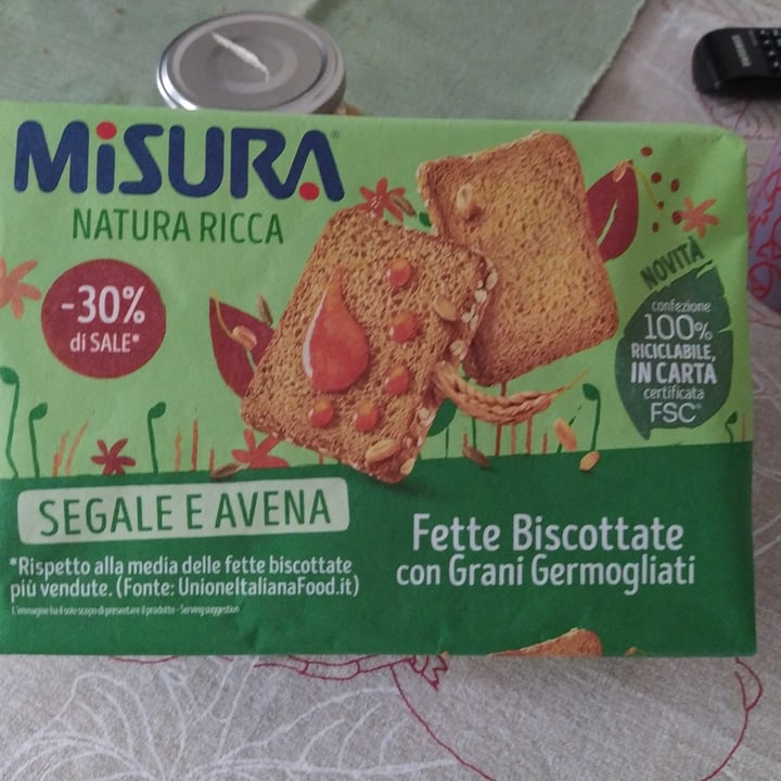 photo of Misura Fette biscottate Con Grani Germogliati Segale E Avena shared by @spegor on  15 May 2022 - review