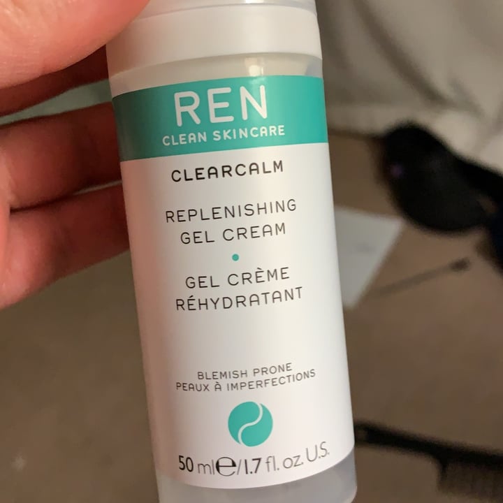 photo of REN Clean Skincare Clear calm replenishing gel cream shared by @sarahleedevilliers on  18 Feb 2021 - review