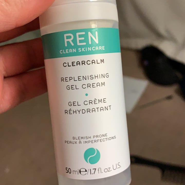 review photo of REN Clean Skincare Clear calm replenishing gel cream shared by @sarahleedevilliers on 18 Feb 2021 - review