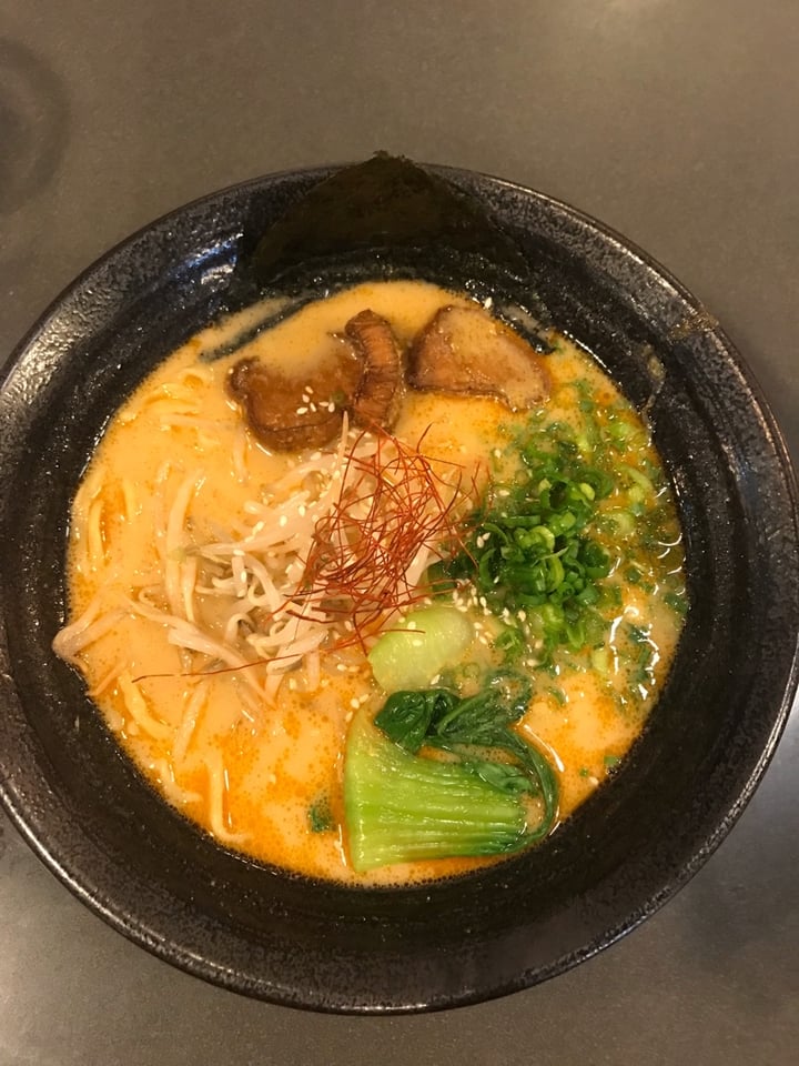 photo of Ramen Hood Spicy Ramen shared by @chingonavegan on  08 Jan 2020 - review