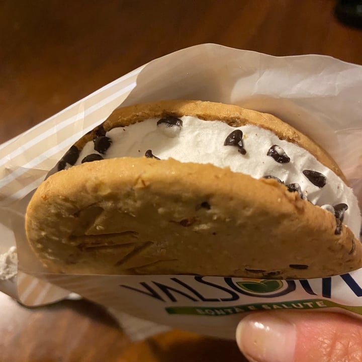 photo of Valsoia Gran cookie shared by @whatthefuck on  20 Aug 2021 - review