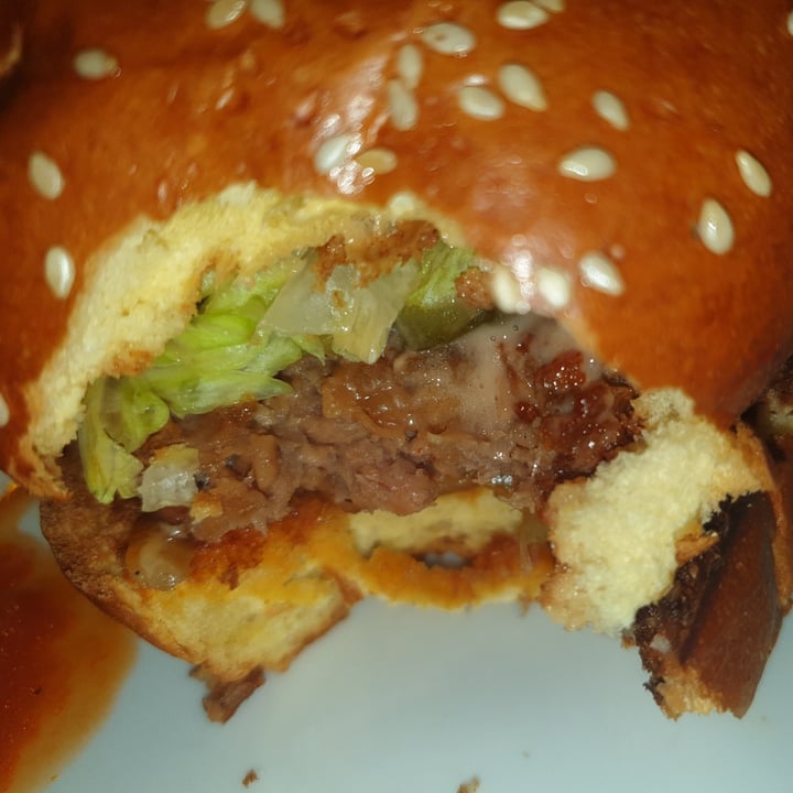 photo of Turn 'n Tender Bassonia Bunless Beyond Burger shared by @anomaloustrin on  14 Dec 2021 - review