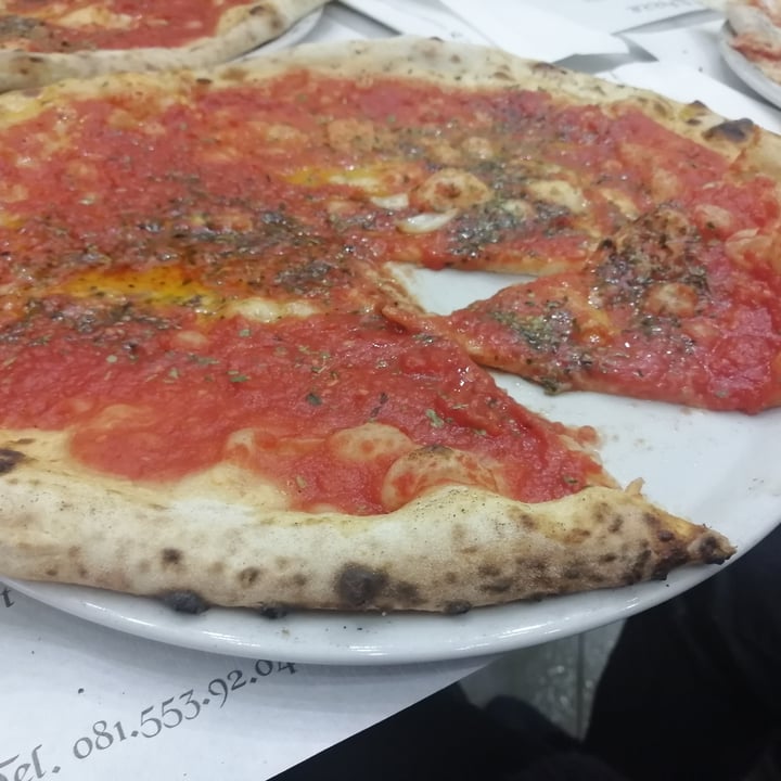 photo of L' Antica Pizzeria Da Michele Pizza Marinara shared by @danone on  17 Jan 2022 - review