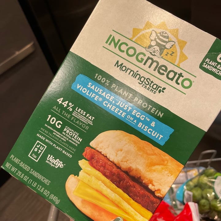 photo of Incogmeato Plant-Based Sandwiches shared by @elliejeanmcd on  28 Nov 2021 - review