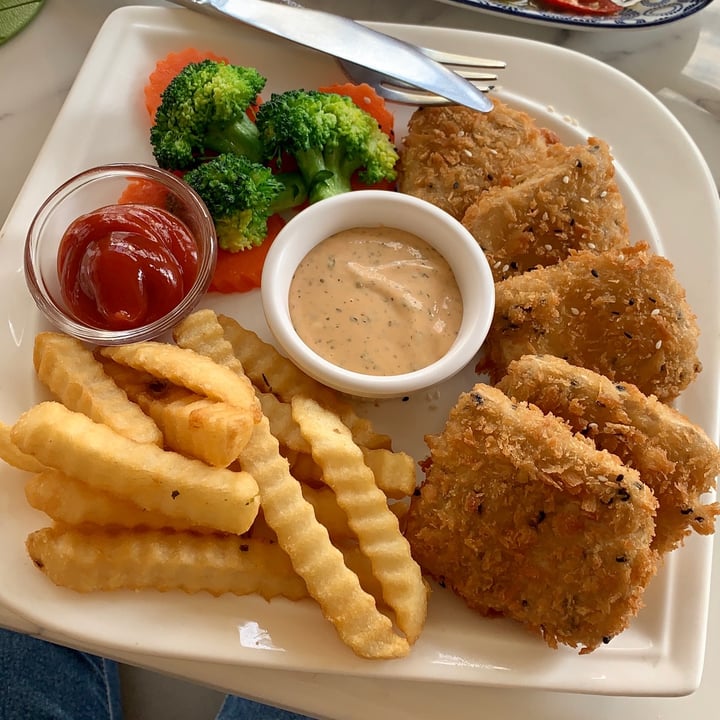 photo of May Veggie Home Fish Steak shared by @gutgoodies on  07 Feb 2021 - review