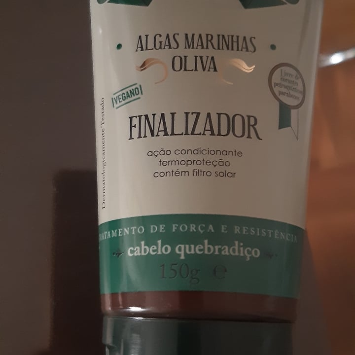 photo of Bio Extratus Finalizador De Cachos shared by @papade22 on  05 Sep 2022 - review