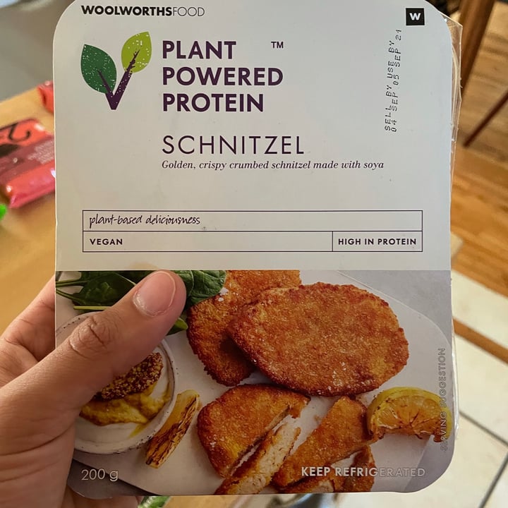review photo of Woolworths Food Plant based chicken schnitzel shared by @pjpumpkinpie on 23 Aug 2021 - review