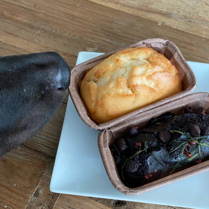 review photo of Little Farms - Island-wide Delivery Vegan Lemon Cake shared by @amindfulmiao on 23 Sep 2021 - review
