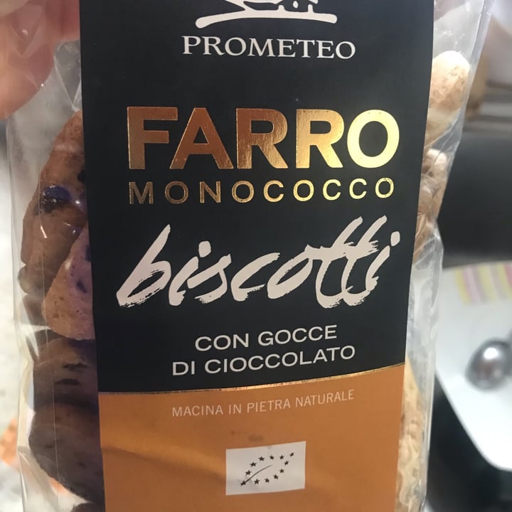 photo of Prometeo Biscotti al farro con gocce di cioccolato shared by @ninive600 on  09 Apr 2022 - review