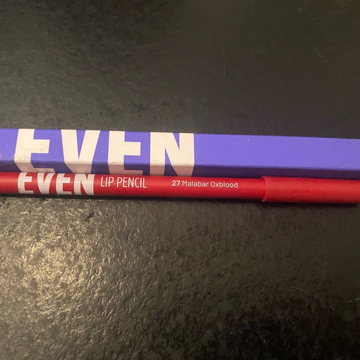 review photo of Wemakeup Matita Even 27 Malabar Oxblood shared by @valetessen on 11 Jul 2022 - review