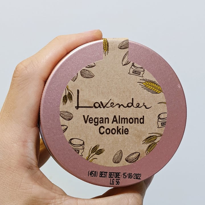 photo of Lavender Bakery Vegan Almond Cookie shared by @stanleyxu94 on  02 Aug 2022 - review