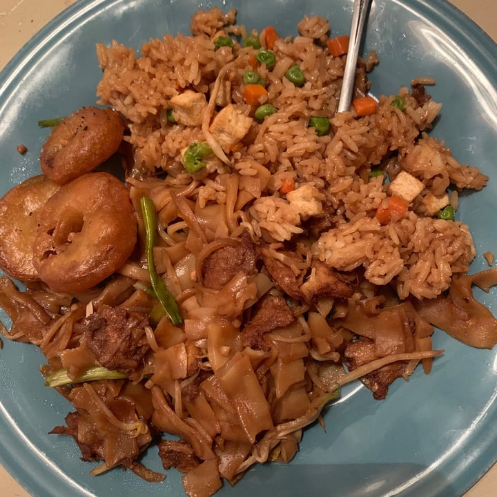review photo of Pho Vegan Asian Cuisine Won Ton Soup shared by @pascalraquel on 28 Dec 2020 - review