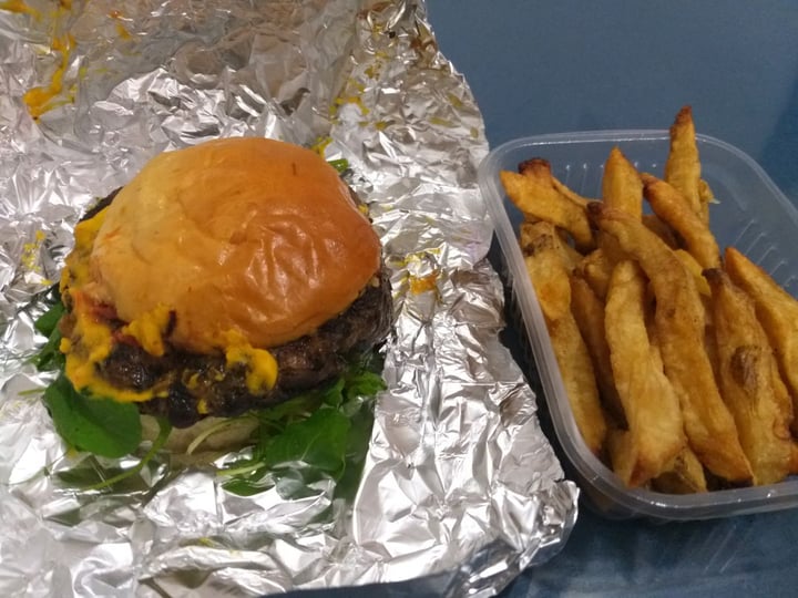 photo of Morgan's House Hamburguesa "Vegana Nivel 5" shared by @beluculac on  02 Aug 2019 - review