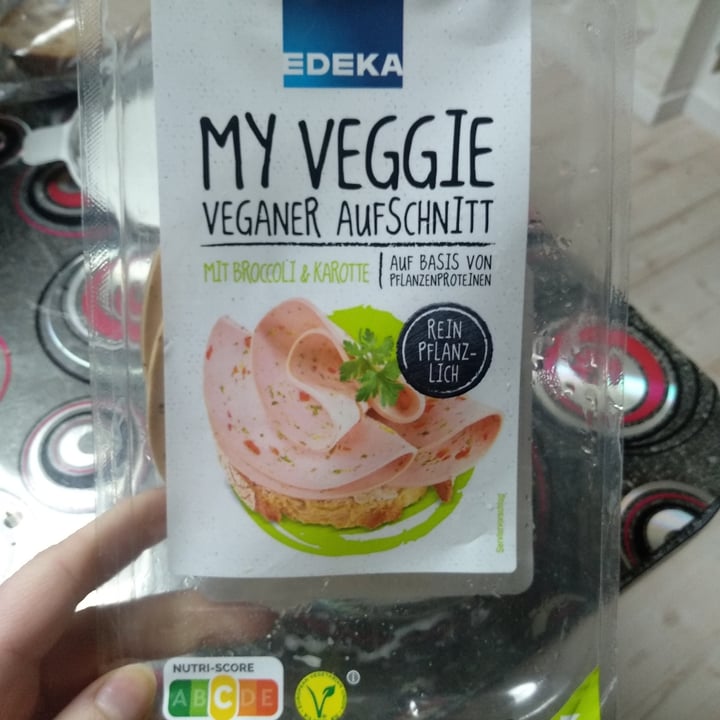 photo of My Veggie (Edeka) Veganer Aufschnitt shared by @farewell2flesh on  10 Nov 2022 - review
