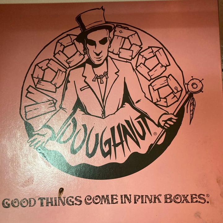 photo of Voodoo Doughnut - Washington & Waugh vegan voodoo dozen shared by @renatammoraes on  09 May 2022 - review